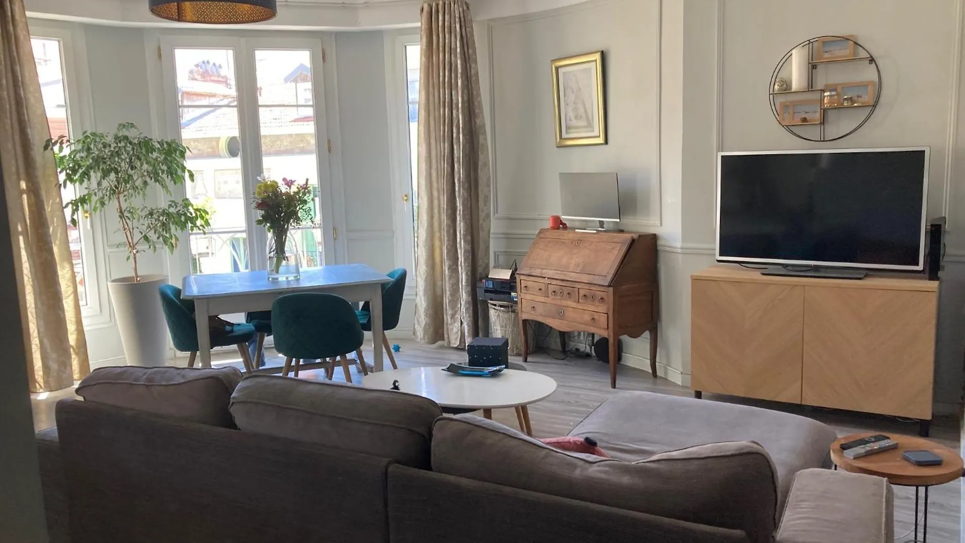 Grand 4 Pieces Bourgeois Familial Apartment Nice
